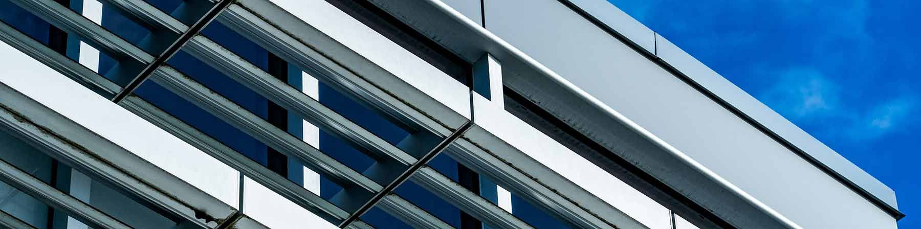 Servicios de carpintería metálica