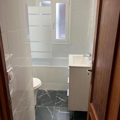 Reforma de baños Instalaciones Valuan XXI