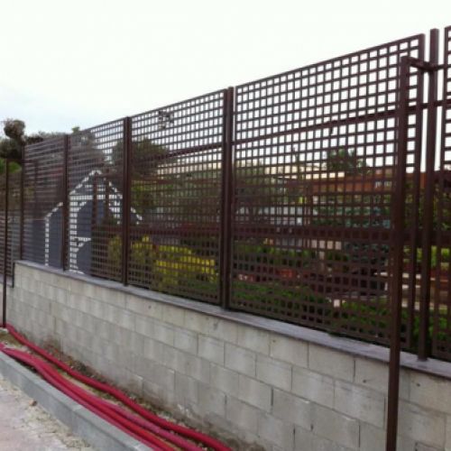 Vallados y puertas Instalaciones Valuan XXI