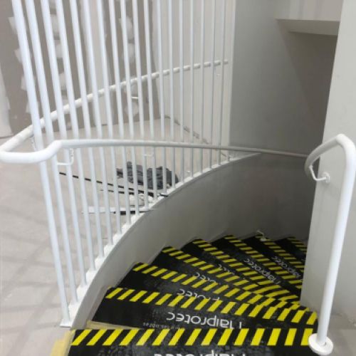 Otros trabajos de carpintería metálica