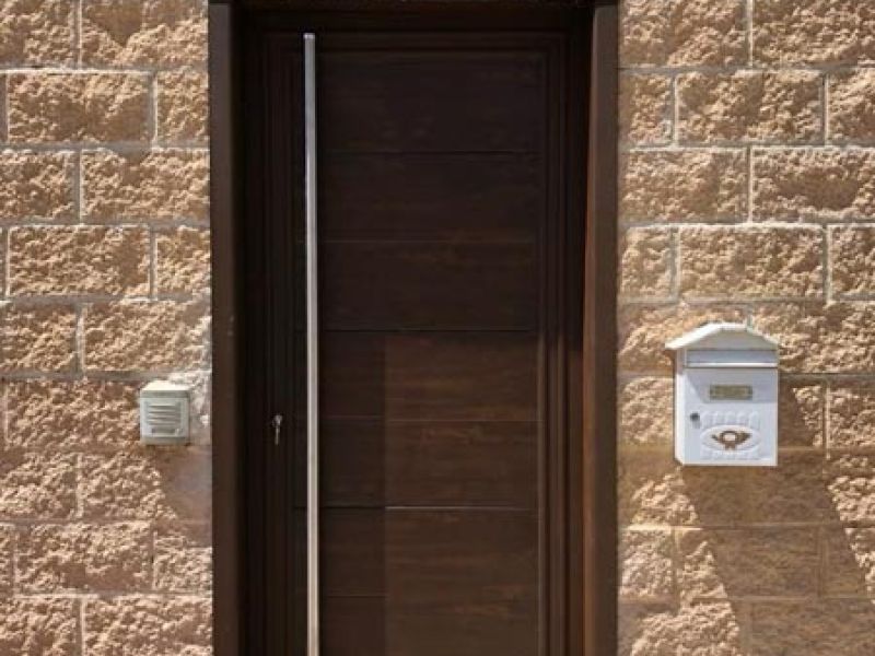 Puertas de portales Instalaciones Valuan XXI