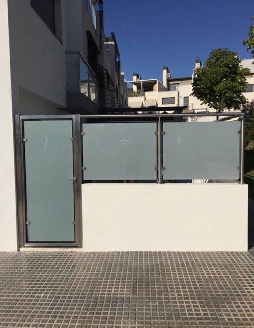 Carpintería de acero inoxidable