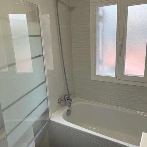 Reforma de baños Instalaciones Valuan XXI