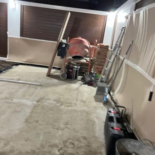 Reforma de patios con piscina Instalaciones Valuan XXI