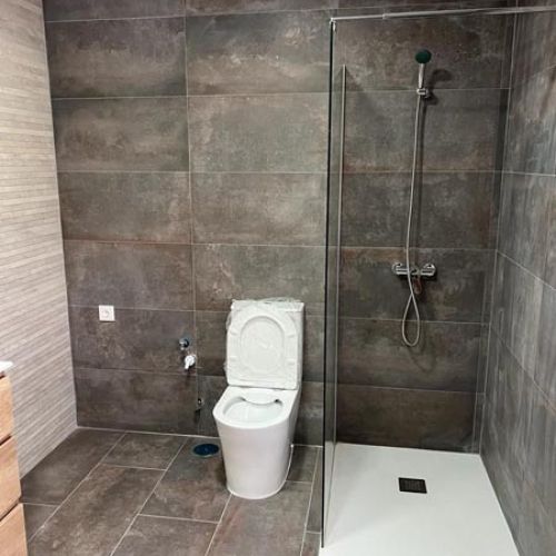 Reforma de baños Instalaciones Valuan XXI